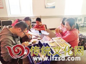 微山里社区  科普讲座宣传传统文化（图）