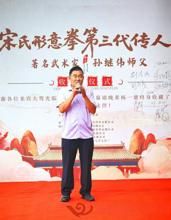 杨感谢.jpg