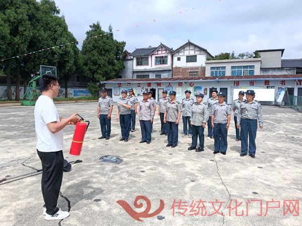 实地操作培训.jpg